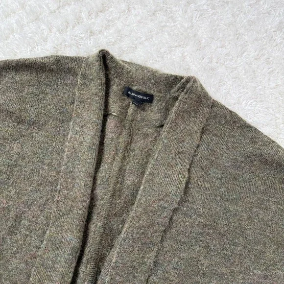 Banana Republic Sweater Womens Medium Large Cardigan Wool Cocoon Pockets Pullove - Picture 6 of 12